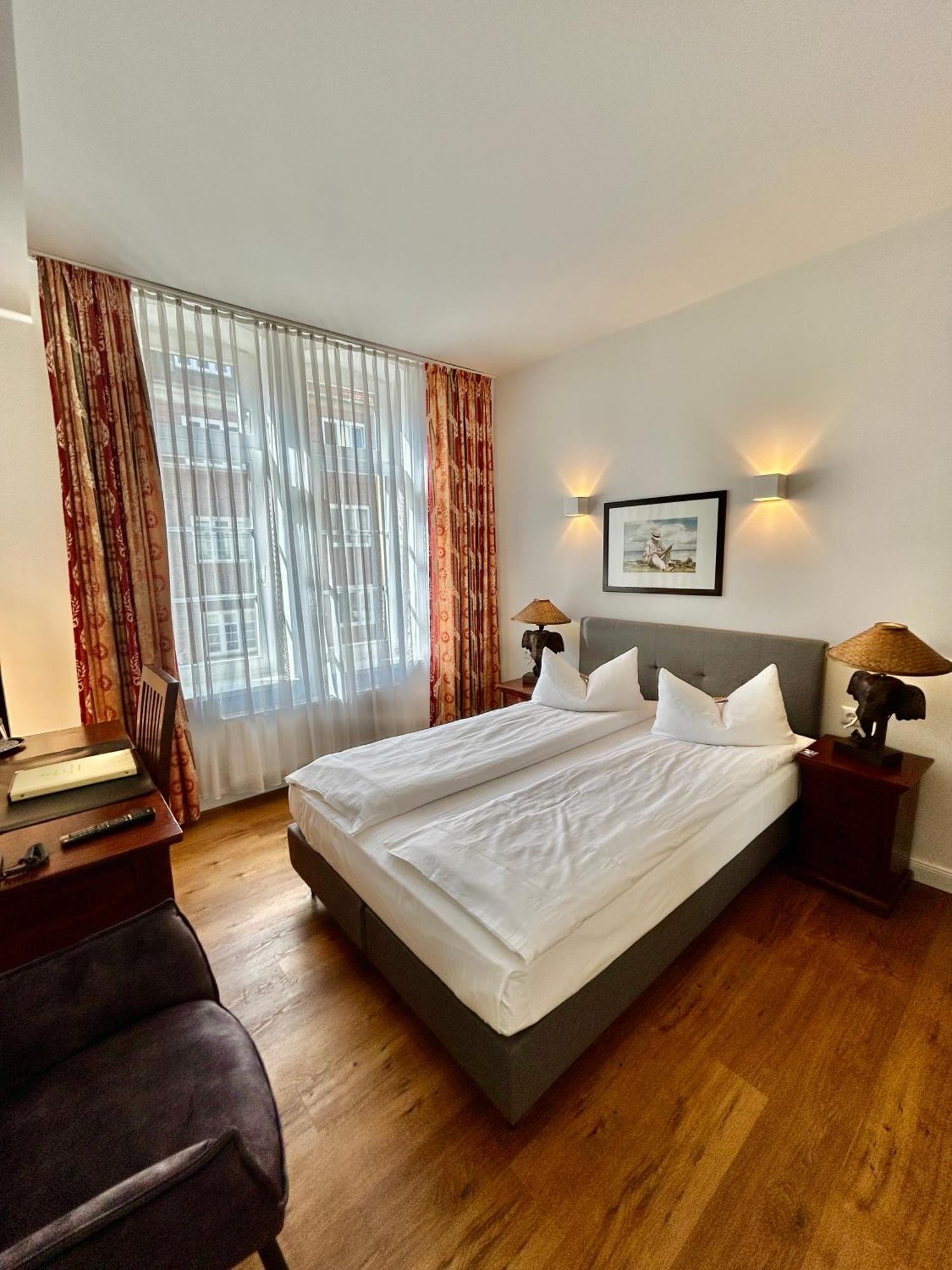 Hotel Elefant Schwerin  Kültér fotó