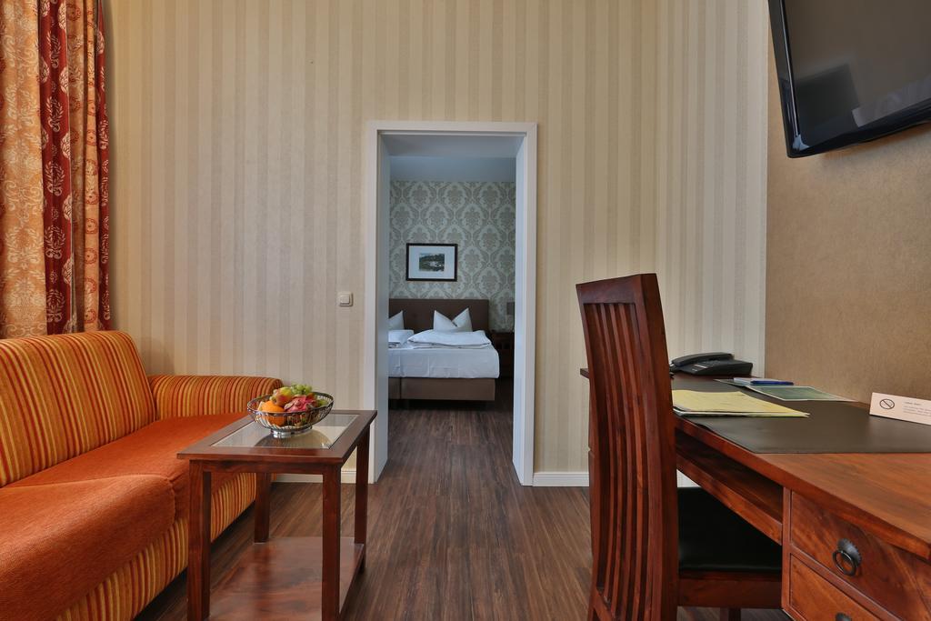 Hotel Elefant Schwerin  Kültér fotó